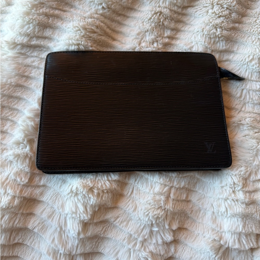 Louis Vuitton Epi Pochette
